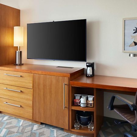 Hyatt Place Fredericksburg At Mary Washington Bagian luar foto