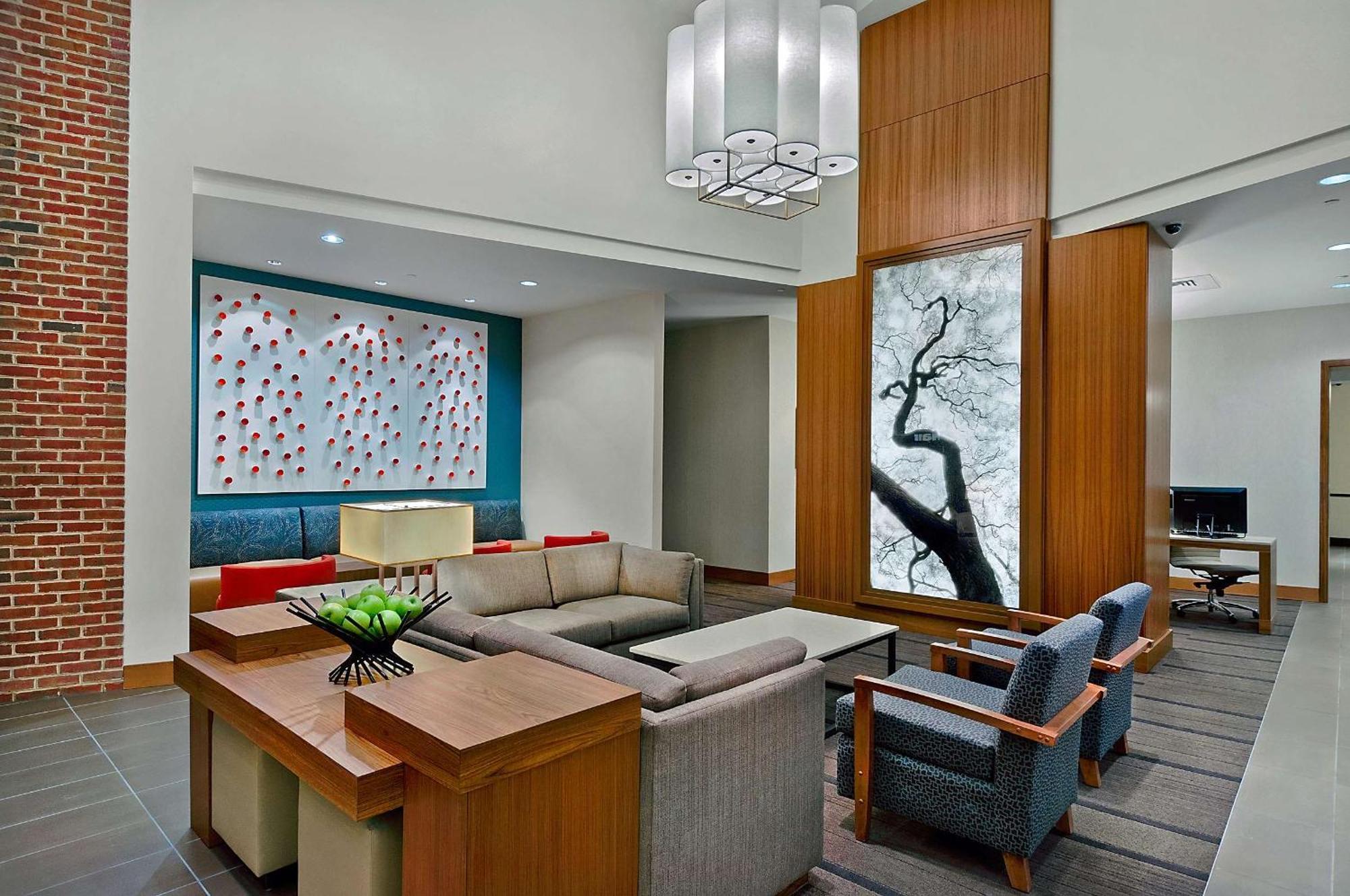 Hyatt Place Fredericksburg At Mary Washington Bagian luar foto