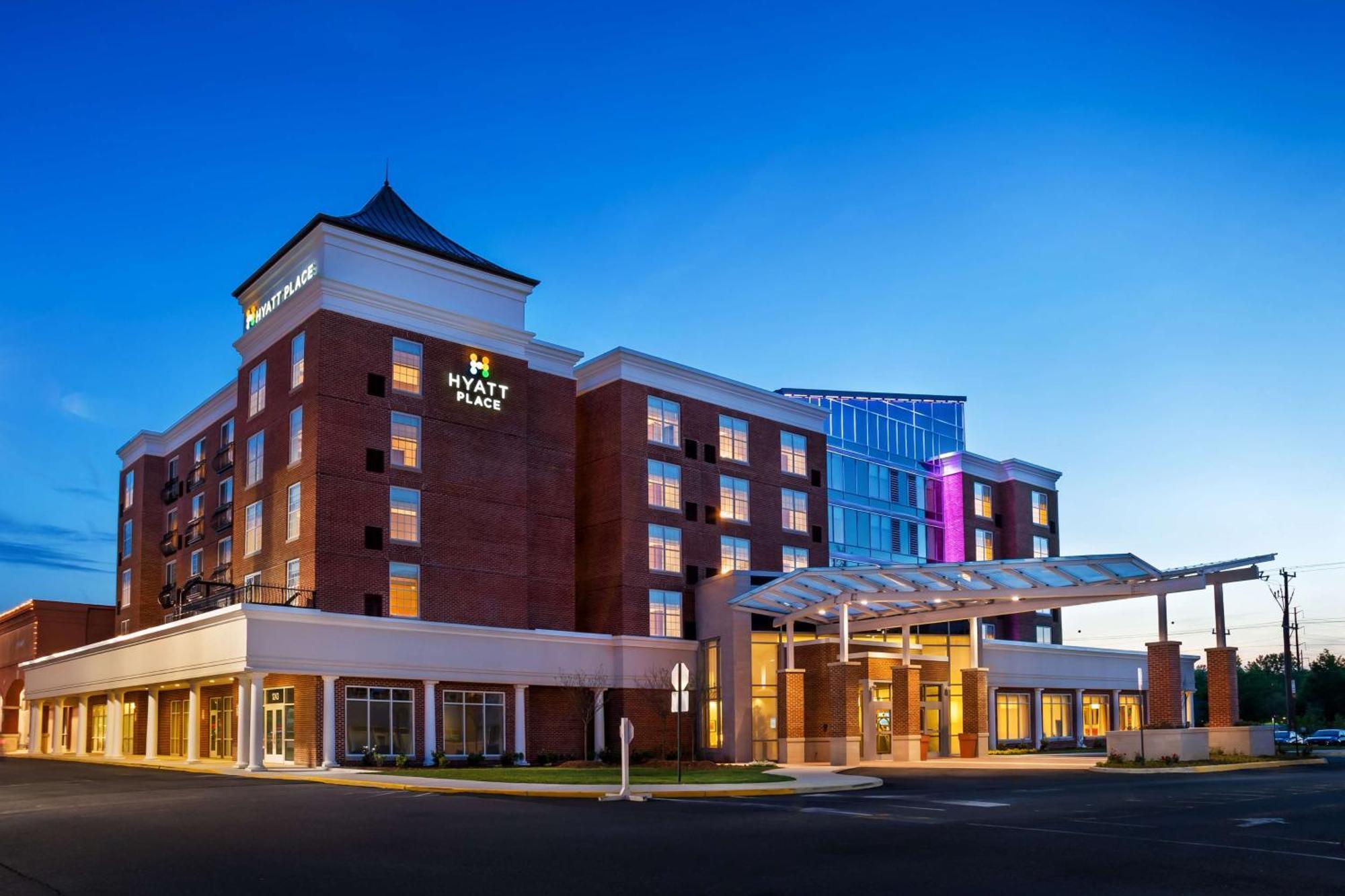 Hyatt Place Fredericksburg At Mary Washington Bagian luar foto
