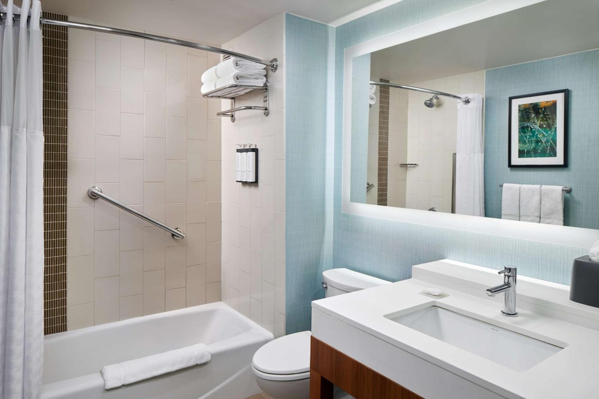 Hyatt Place Fredericksburg At Mary Washington Bagian luar foto